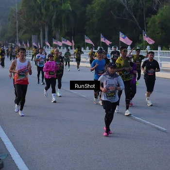 Runner Photo 7108037