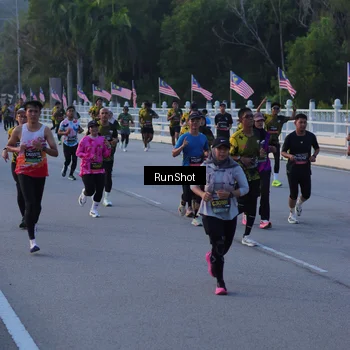 Runner Photo 7108040