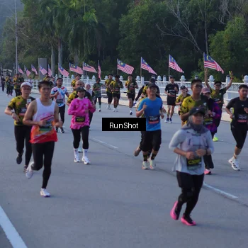 Runner Photo 7108044