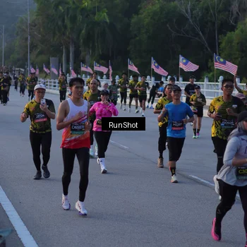 Runner Photo 7108056