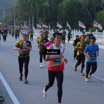 Runner Photo 7108063