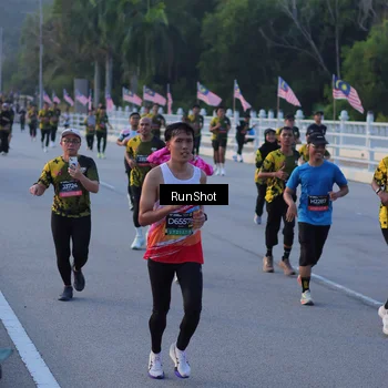 Runner Photo 7108066