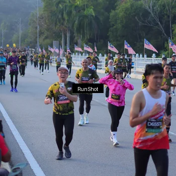 Runner Photo 7108074