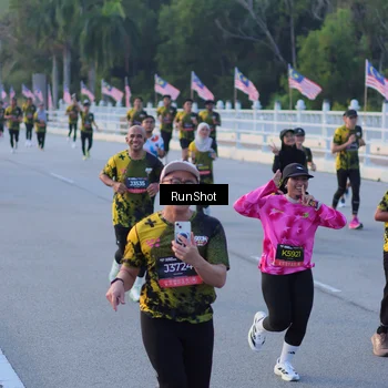 Runner Photo 7108085