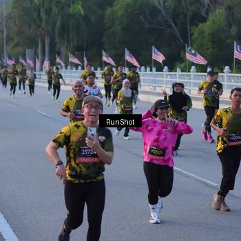 Runner Photo 7108088