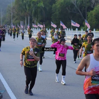 Runner Photo 7108099