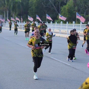Runner Photo 7108102