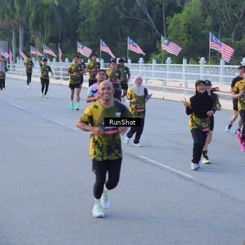 Runner Photo 7108103
