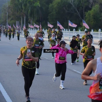 Runner Photo 7108104
