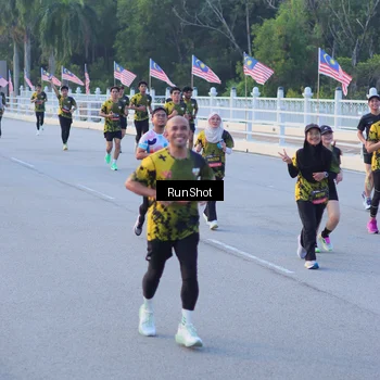 Runner Photo 7108113