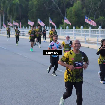 Runner Photo 7108114