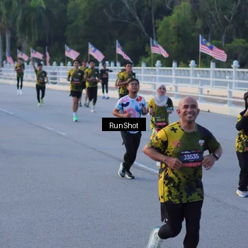 Runner Photo 7108115