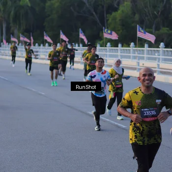 Runner Photo 7108117