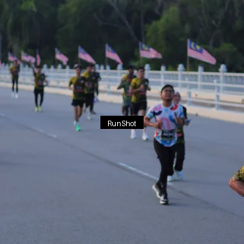 Runner Photo 7108119