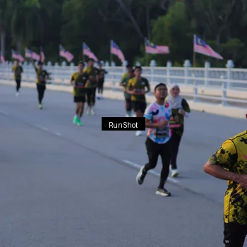 Runner Photo 7108121