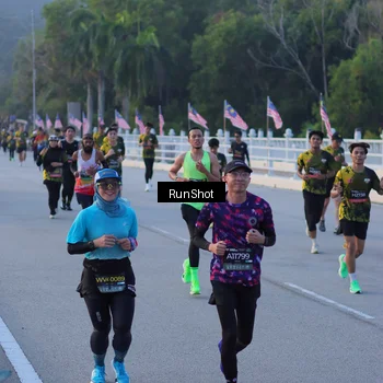 Runner Photo 7108145