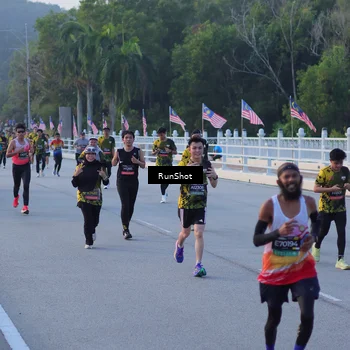 Runner Photo 7108172