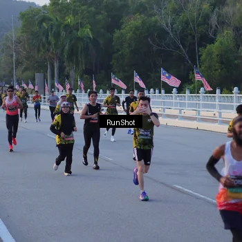 Runner Photo 7108176