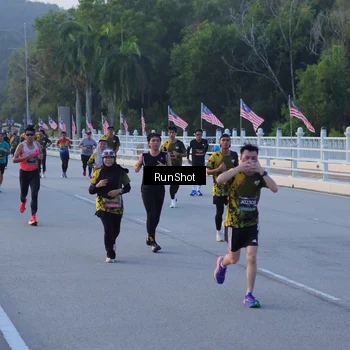Runner Photo 7108178