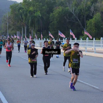 Runner Photo 7108180