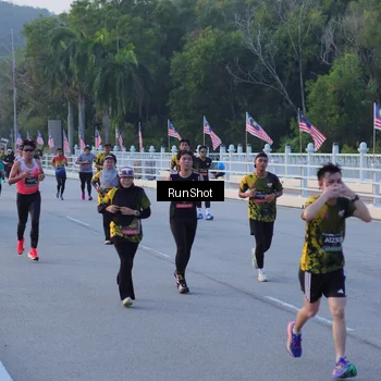 Runner Photo 7108192