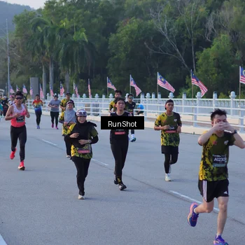 Runner Photo 7108193
