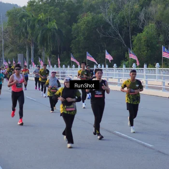 Runner Photo 7108196