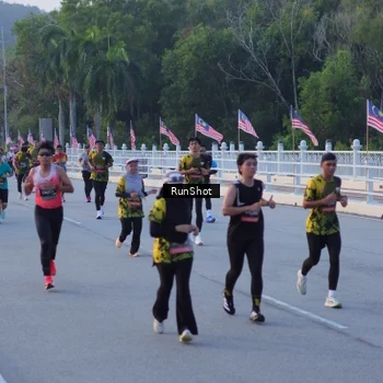 Runner Photo 7108199