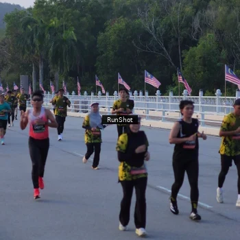 Runner Photo 7108208
