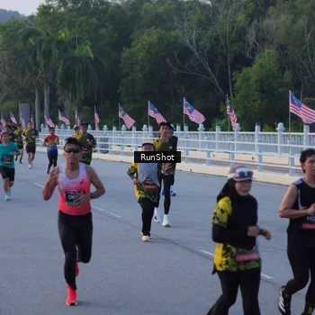 Runner Photo 7108216