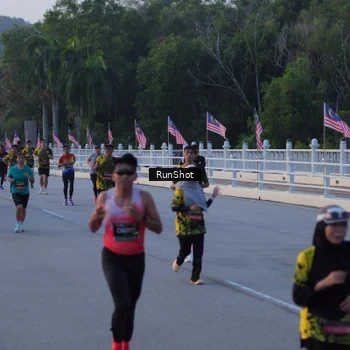Runner Photo 7108219