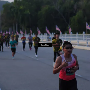 Runner Photo 7108228