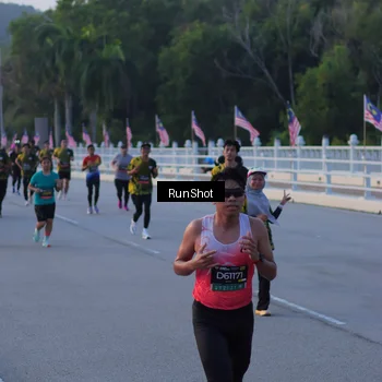 Runner Photo 7108237