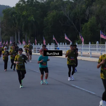 Runner Photo 7108244