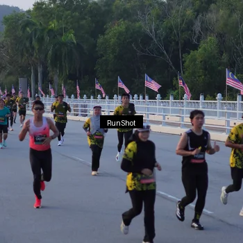 Runner Photo 7108245