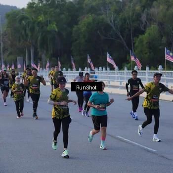 Runner Photo 7108251
