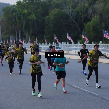 Runner Photo 7108253