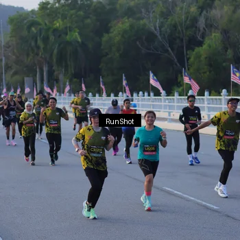 Runner Photo 7108254