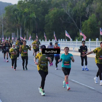 Runner Photo 7108257
