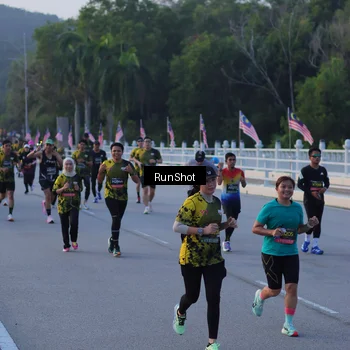 Runner Photo 7108263