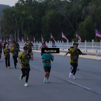 Runner Photo 7108273