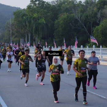 Runner Photo 7108289