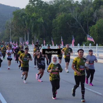 Runner Photo 7108290