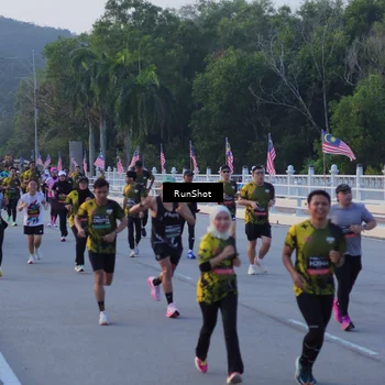 Runner Photo 7108291