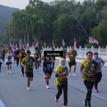 Runner Photo 7108292