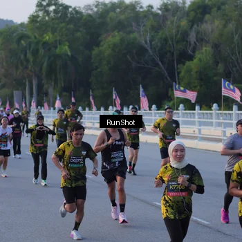 Runner Photo 7108305