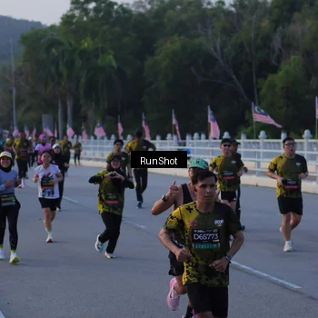 Runner Photo 7108311