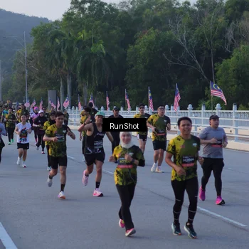 Runner Photo 7108320