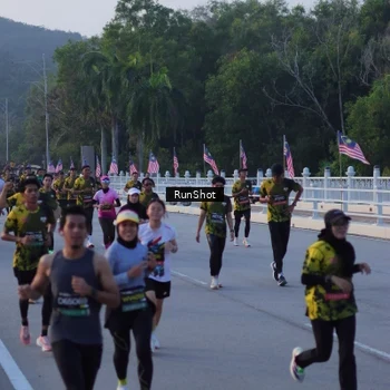 Runner Photo 7108326