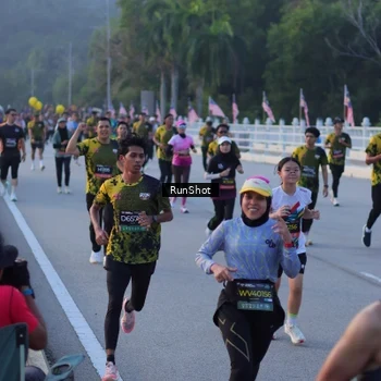 Runner Photo 7108340